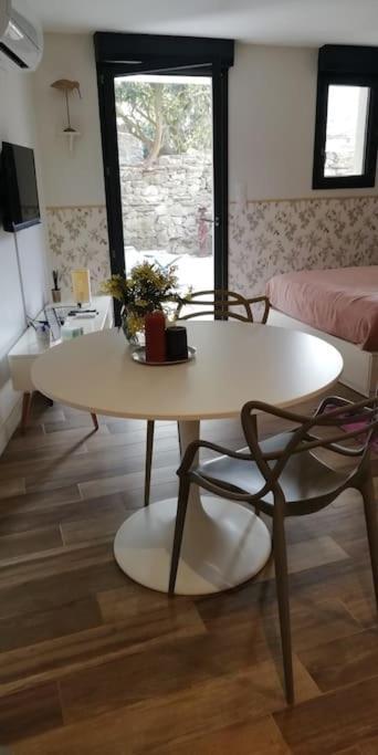 Studio En Rez De Jardin Collobrières 外观 照片